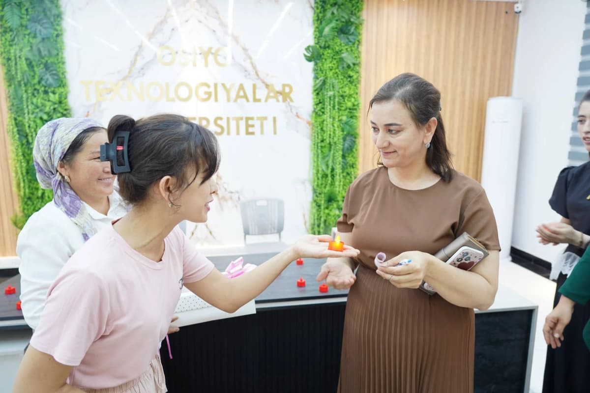 Osiyo texnologiyalar universiteti Pedagogika kafedrasi tomonidan Psixologiya yo'nalishi talabalari
  bilan birgalikda "Yashashga ming bir sabab" mavzusida tadbir tashkil etildi.